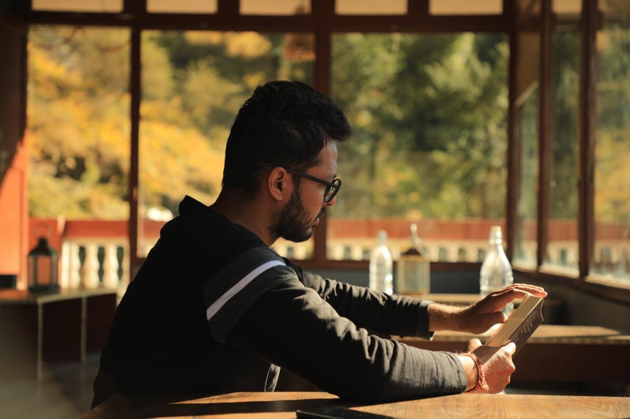 Odin Hostel Shoja Kültér fotó